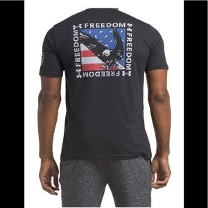 Under Armour Men's Freedom Eagle T-Shirt , Black